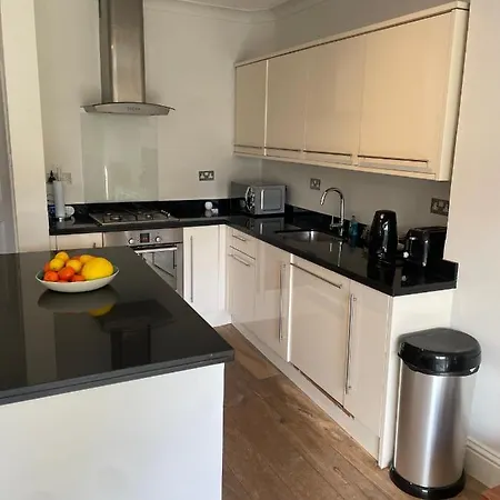 Villa Beautiful 4B.2Ba House + Office Raynes Park Exterior foto