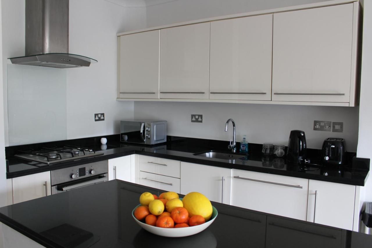 Holiday home Beautiful 4b.2ba House + Office
