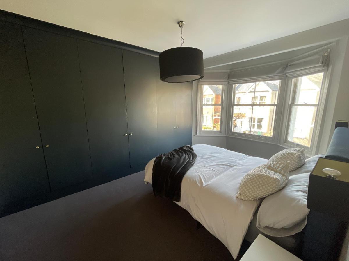 Holiday home Beautiful 4b.2ba House + Office *